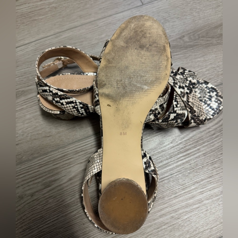 Ann Taylor LOFT Snakeskin Modern Thong Strappy Sandals Sz. 8 Animal Skin - Picture 3 of 5
